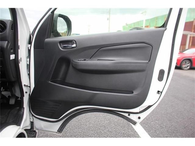CARAVAN van 4WD