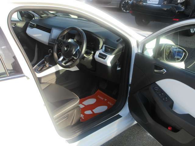 RENAULT LUTECIA