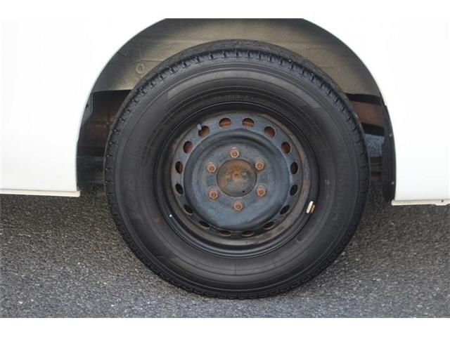 NV350 CARAVAN 4WD
