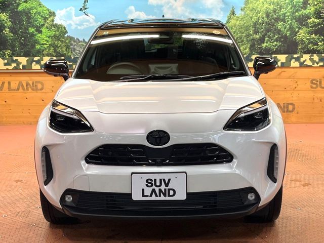 YARIS CROSS HYBRID