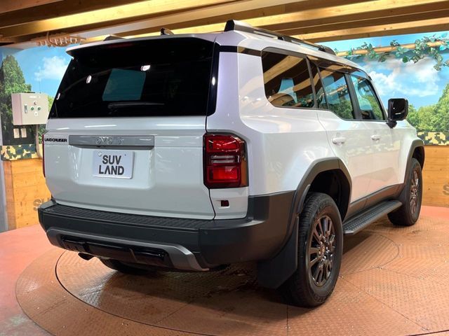 LANDCRUISER 250