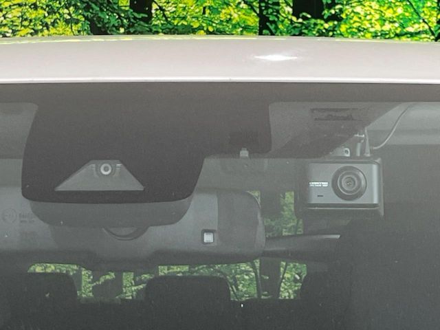 PRIUS 4WD