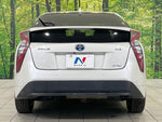 PRIUS 4WD