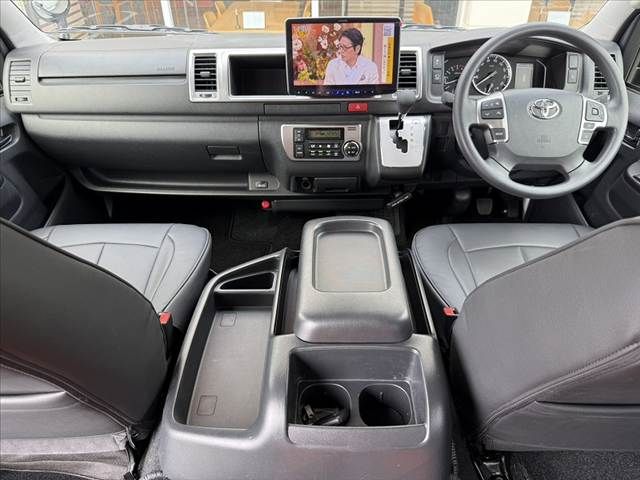 HIACE wagon