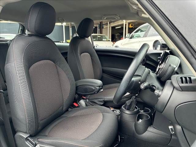MINI COOPER D