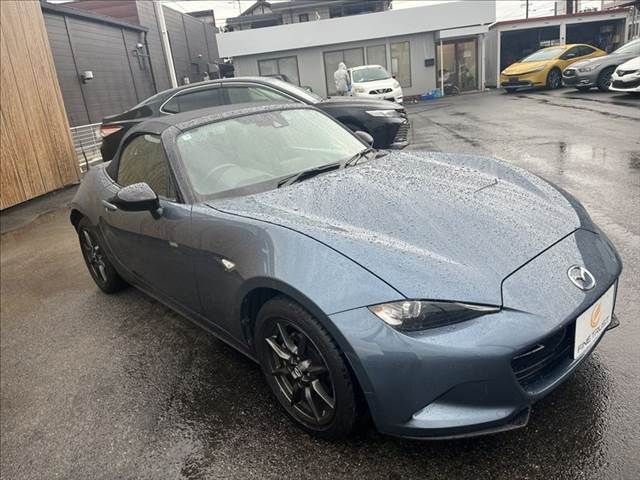 ROADSTER