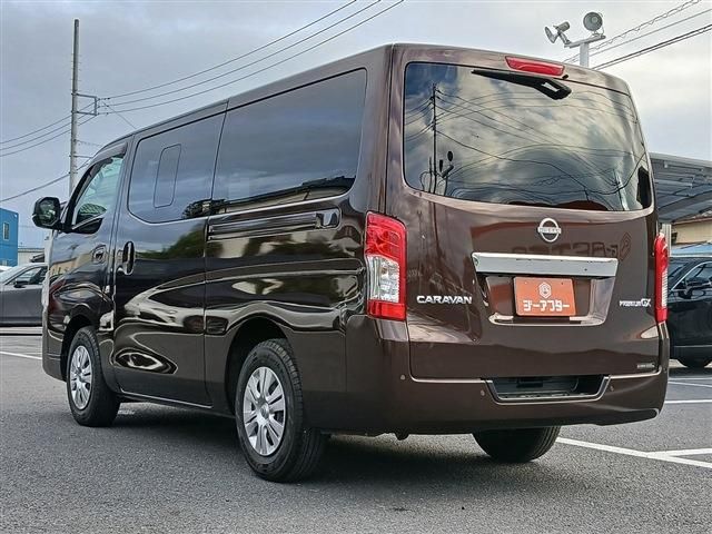 CARAVAN van 2WD