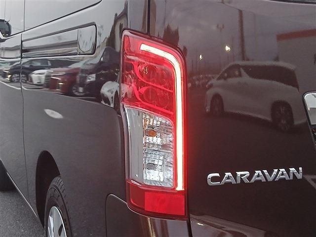 CARAVAN van 2WD