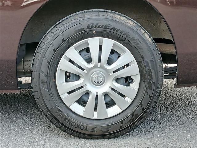 CARAVAN van 2WD