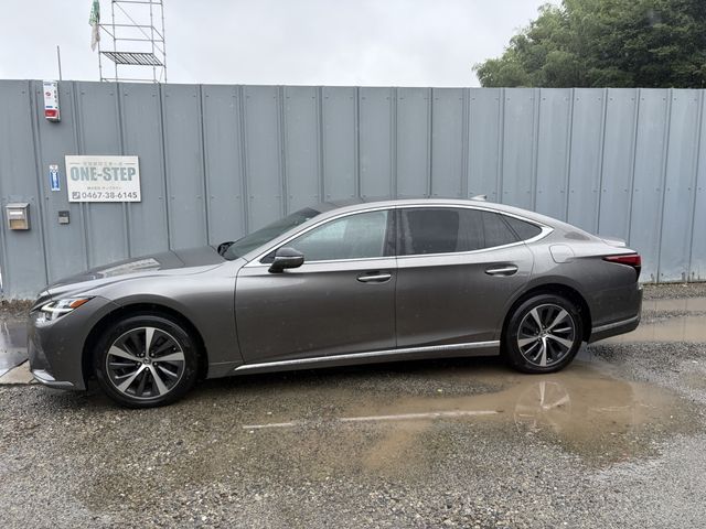 LEXUS LS500 4WD