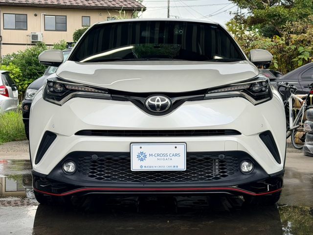 C-HR 4WD