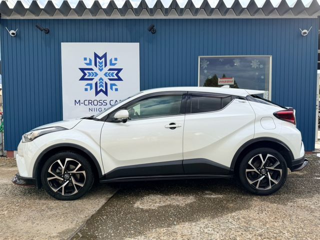 C-HR 4WD