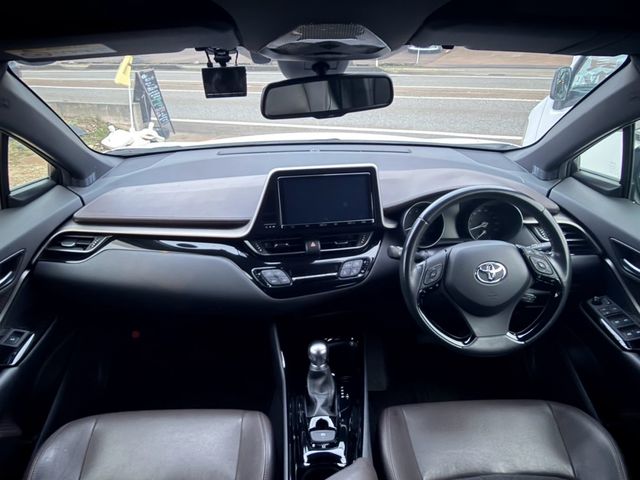 C-HR 4WD