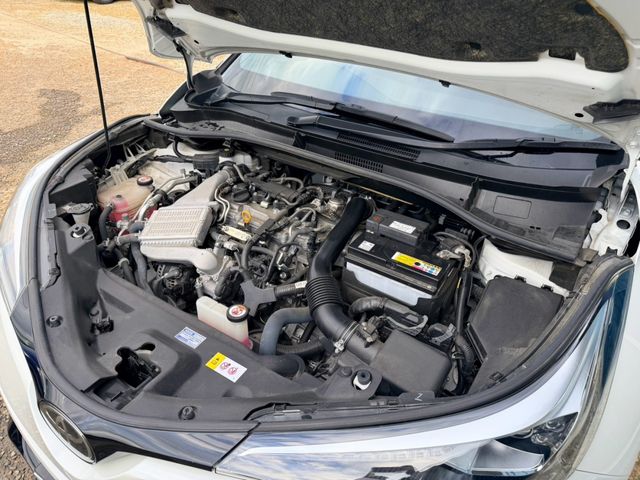C-HR 4WD