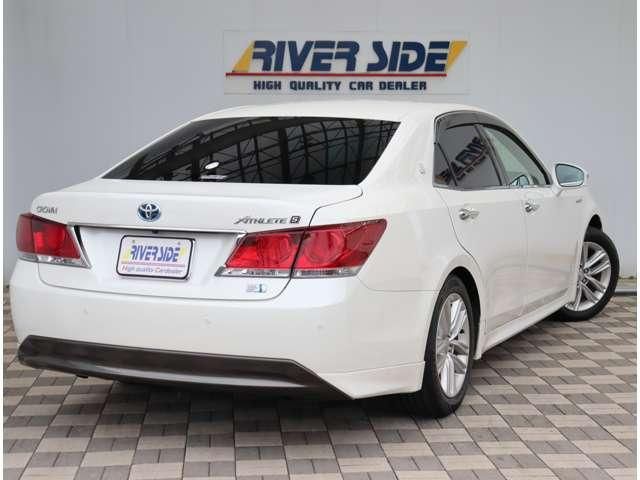 CROWN sedan