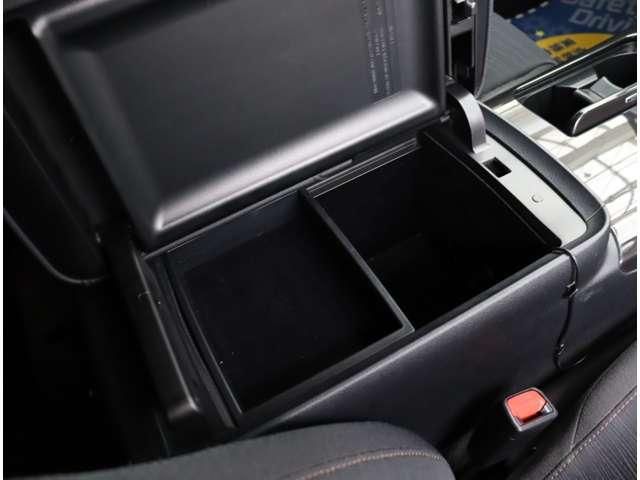 CROWN sedan