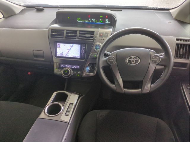 PRIUS Alpha