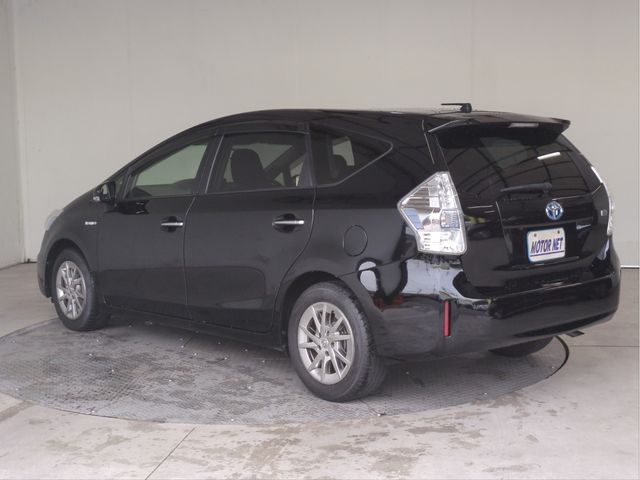 PRIUS Alpha