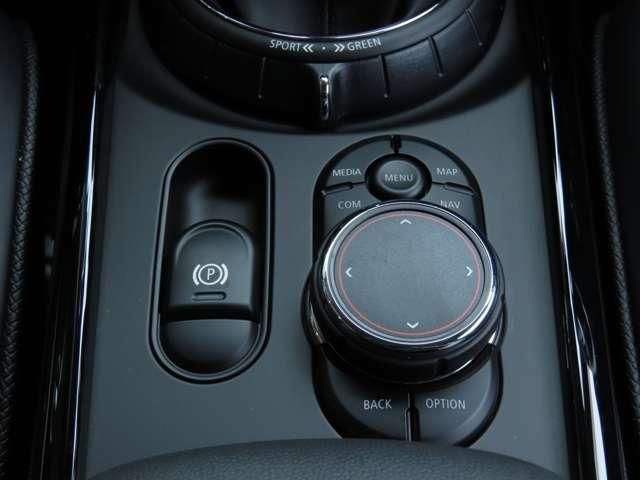 MINI COOPER CLUBMAN