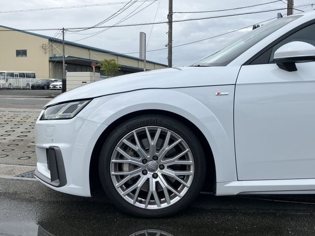 AUDI TT coupe