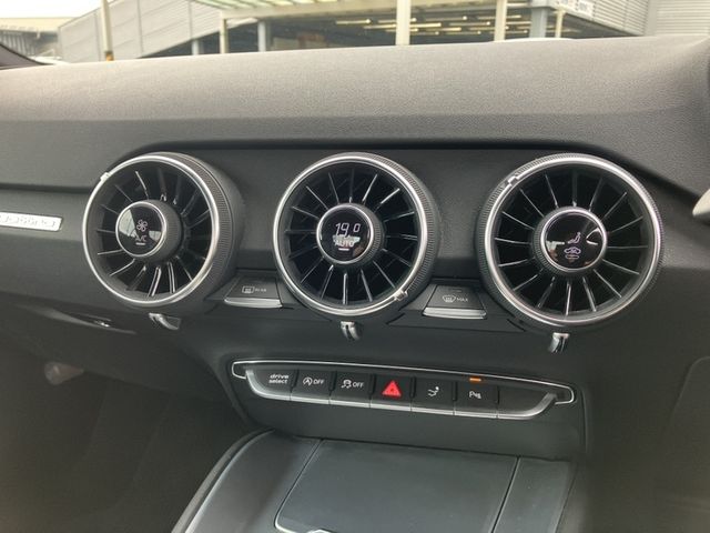 AUDI TT coupe