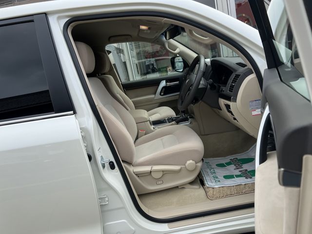 LANDCRUISER wagon