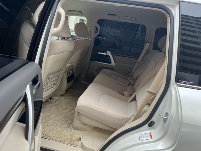LANDCRUISER wagon