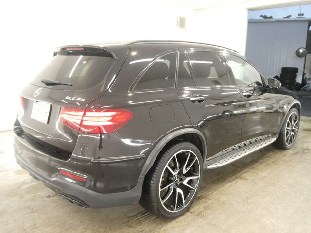 MERCEDES AMG GLCclass