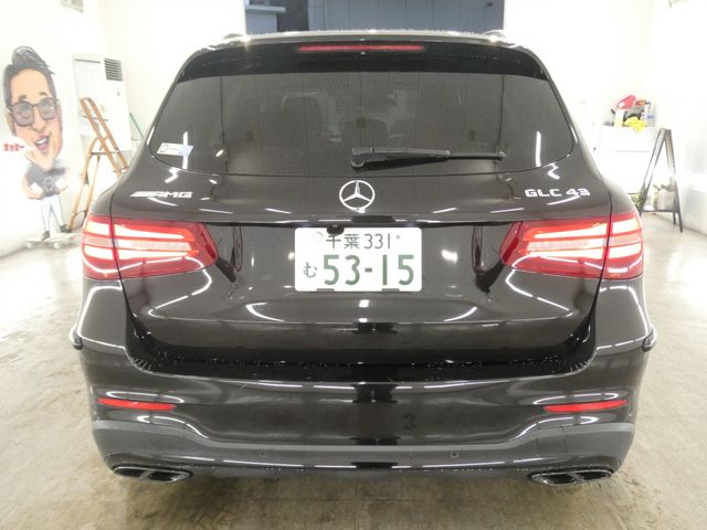 MERCEDES AMG GLCclass