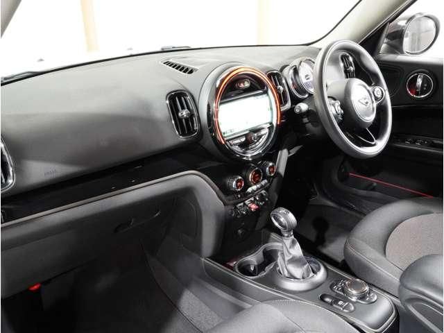 BMW MINI COOPER D CROSSOVER