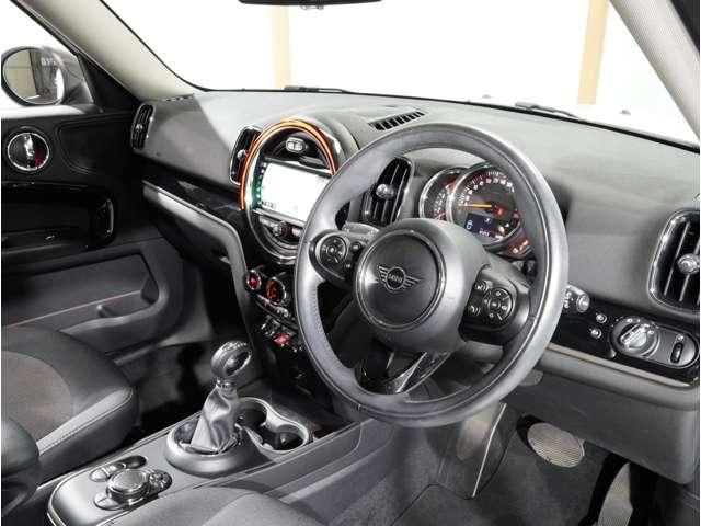 BMW MINI COOPER D CROSSOVER