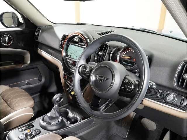 MINI COOPER S E CROSSOVER