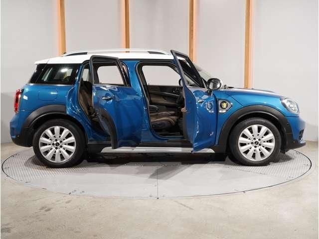 MINI COOPER S E CROSSOVER