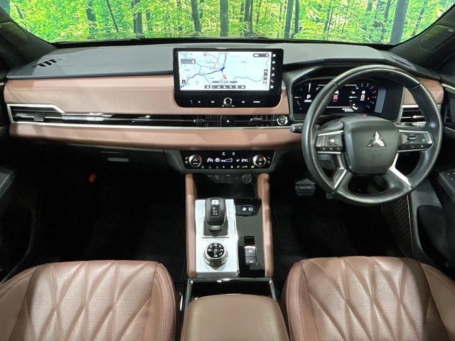 OUTLANDER PHEV