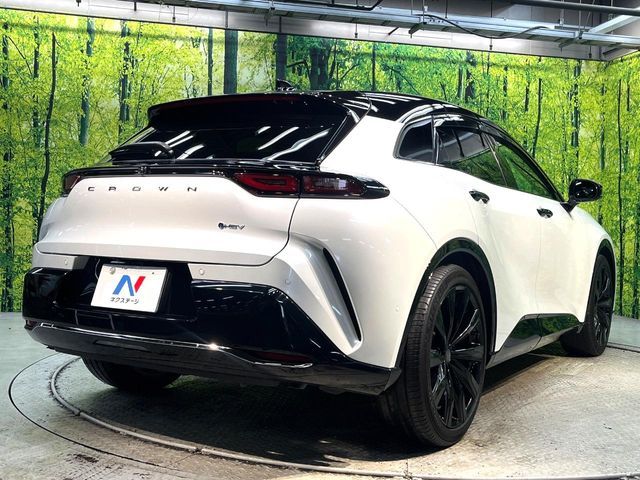 CROWN SPORT