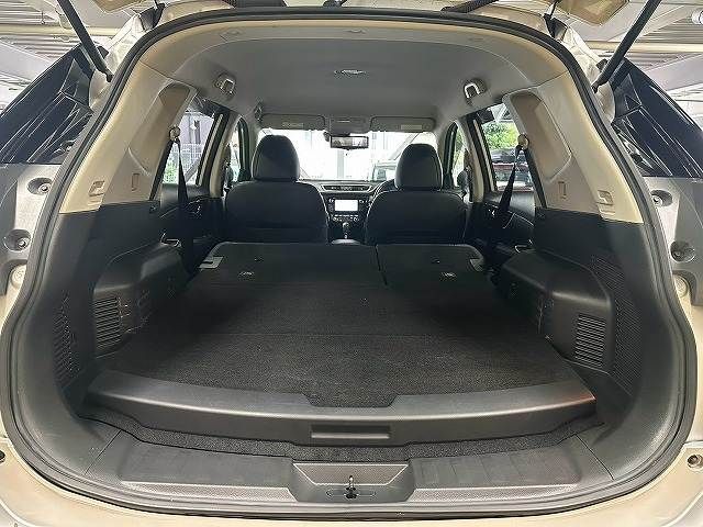 X-TRAIL HYBRID 4WD