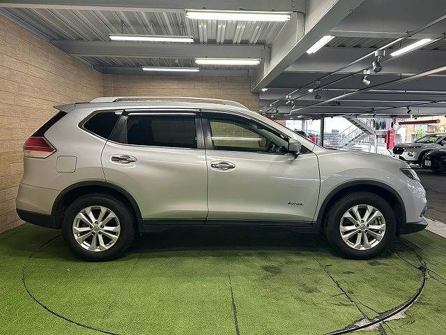 X-TRAIL HYBRID 4WD