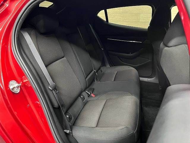 MAZDA3 FASTBACK
