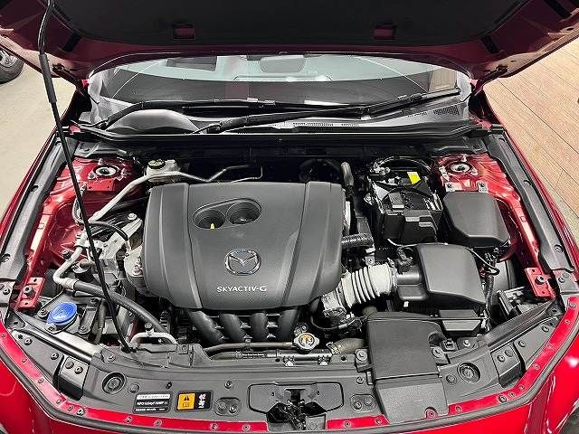 MAZDA3 FASTBACK
