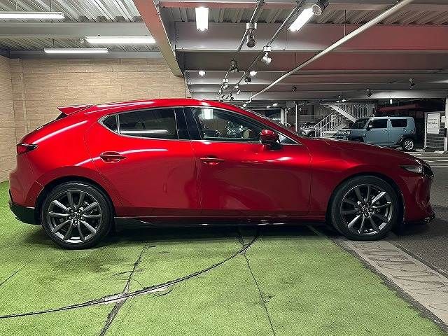 MAZDA3 FASTBACK