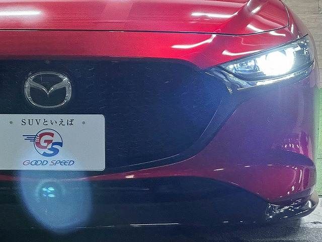 MAZDA3 FASTBACK