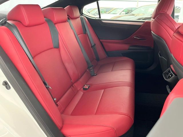 LEXUS ES300h