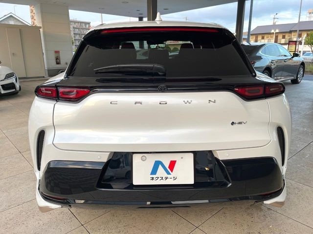 CROWN SPORT