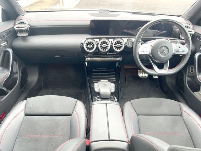 MERCEDES BENZ CLA class