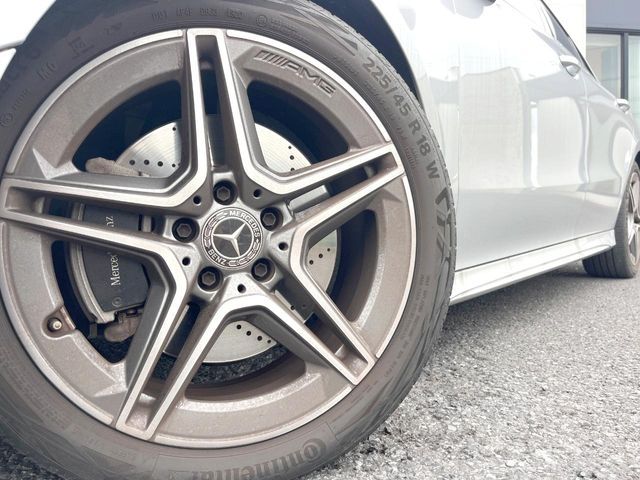 MERCEDES BENZ CLA class