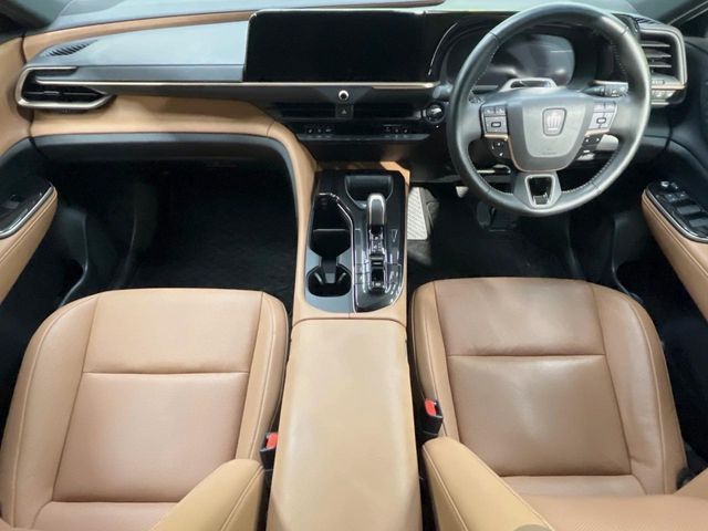 CROWN SPORT
