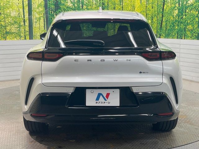 CROWN SPORT