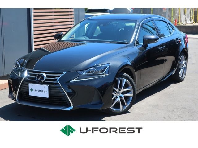 LEXUS IS300h AWD