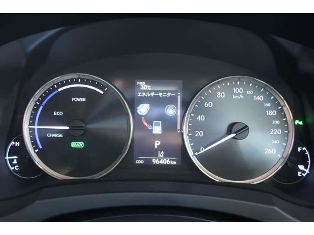 LEXUS IS300h AWD