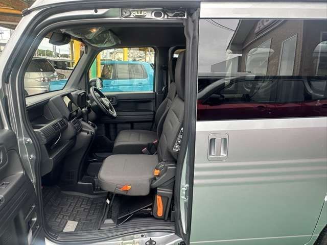 N-VAN